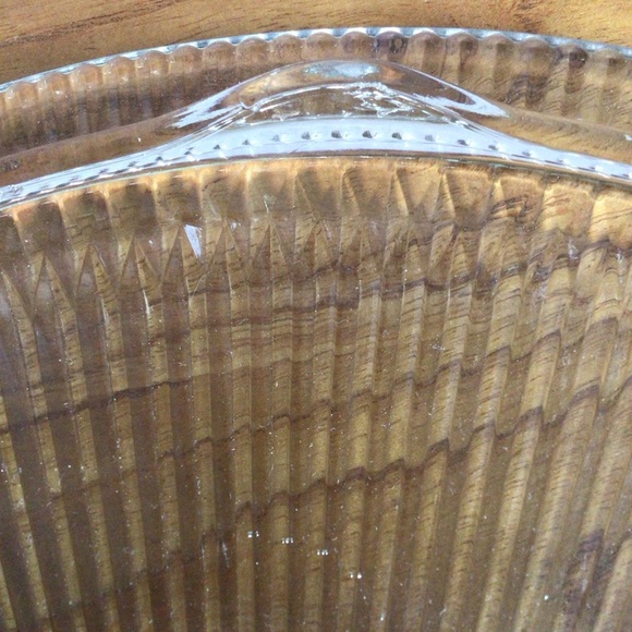 Vintage Clear Glass Ribbed Starburst Serveware Platter - Picture 6 of 6